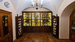 Porcelan a dalsie exponaty v muzeu Betliar