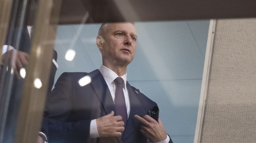 Minister investícií Richard Raši (Hlas)...
