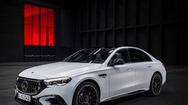 Mercedes-Benz E53 AMG Hybrid - 2025