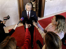 SR NRSR Gašpar Smer Koalícia Problémy Kríza BAX