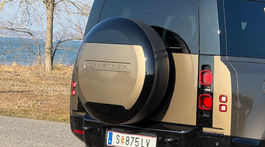 Land Rover Defender 110 P400 X-Dynamic HSE (2025)