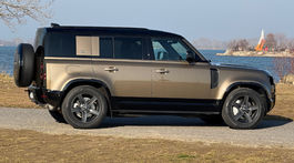 Land Rover Defender 110 P400 X-Dynamic HSE (2025)