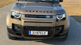 Land Rover Defender 110 P400 X-Dynamic HSE (2025)