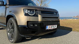 Land Rover Defender 110 P400 X-Dynamic HSE (2025)