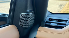 Land Rover Defender 110 P400 X-Dynamic HSE (2025)