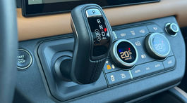 Land Rover Defender 110 P400 X-Dynamic HSE (2025)