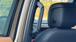 Land Rover Defender 110 P400 X-Dynamic HSE (2025)