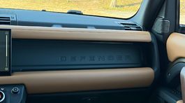 Land Rover Defender 110 P400 X-Dynamic HSE (2025)