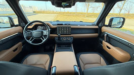 Land Rover Defender 110 P400 X-Dynamic HSE (2025)