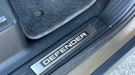 Land Rover Defender 110 P400 X-Dynamic HSE (2025)
