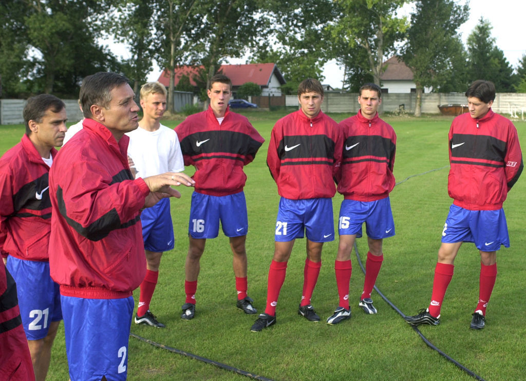 Slovenskí futbaloví olympionici pod vedením...