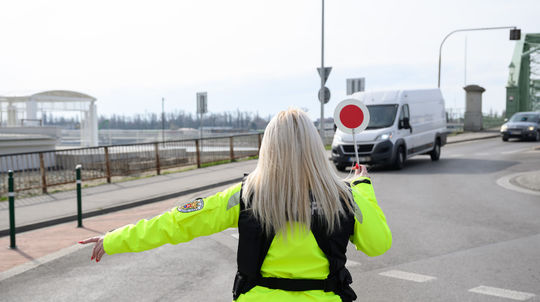 Za prvé štyri mesiace tohto roka polícia zaznamenala 3 320 dopravných nehôd, v porovnaní s vlaňajškom ide o pokles