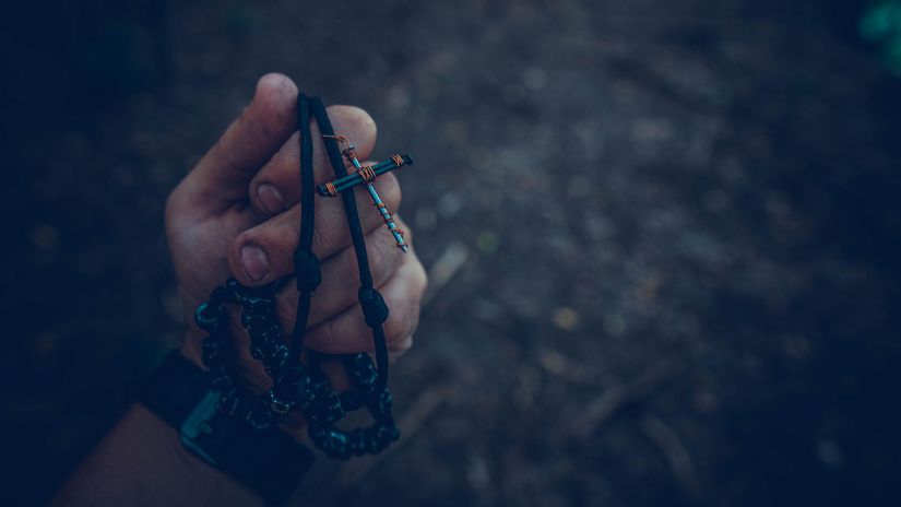 kríž, ruženec, modlitba, viera, náboženstvo,...