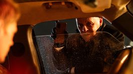 Herec Anthony Hopkins vo filme V pasci. 