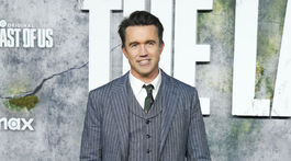 Herec Rob McElhenney na premiére druhej série The Last of Us.