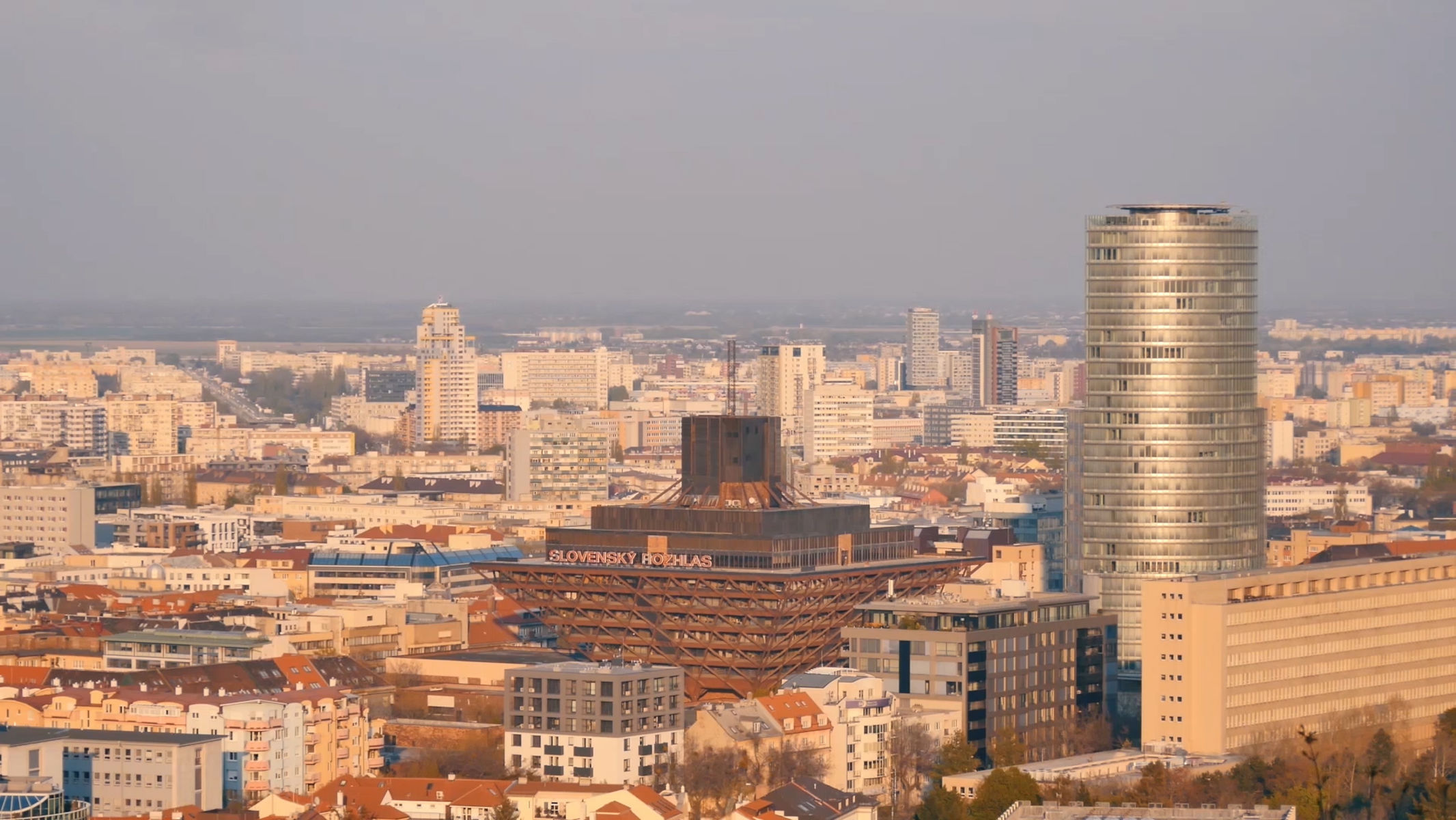 Budova Slovenského rozhlasu na Mýtnej ulici v...