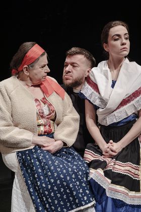 Zuzana Kronerová, Martin Madej ako Tiso a Broňa...