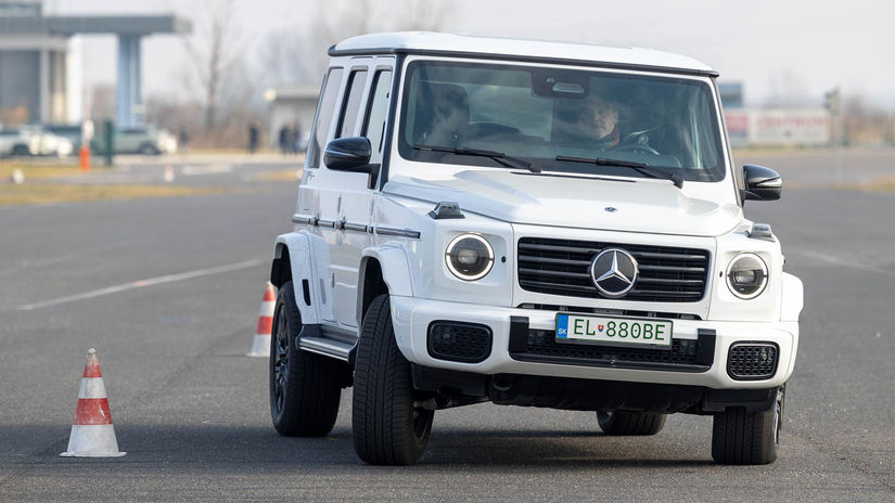 Mercedes-Benz G with EQ Technology