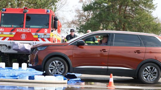 Na priechode Čunovo-Rajka sa pre dezinfekciu...