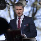 Americký minister obrany Pete Hegseth