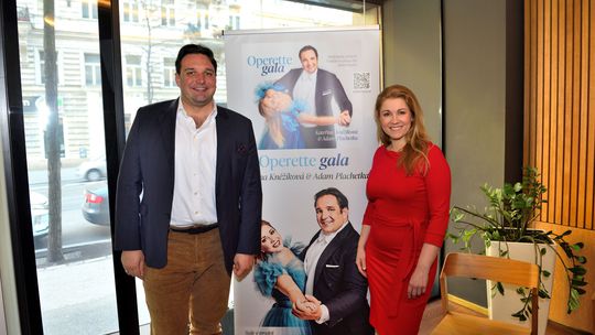 Adam Plachetka s manželkou Kateřinou Kněžíkovou...