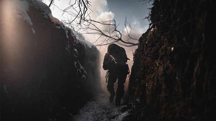 Ukrajina, vojna na Ukrajine, vojak, vojaci, zákopy