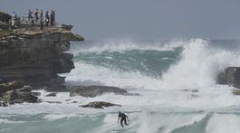 Australia / Waves / Bondi Beach /