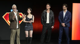 James Gunn a herci Rachel Brosnahan, Nicholas Hoult, a David Corenswet