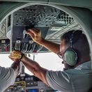 lietadlo, pilot, kabína, kapitán, letisko