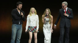 Paul Feig a herci Brandon Sklenar, Amanda Seyfried a Sydney Sweeney 