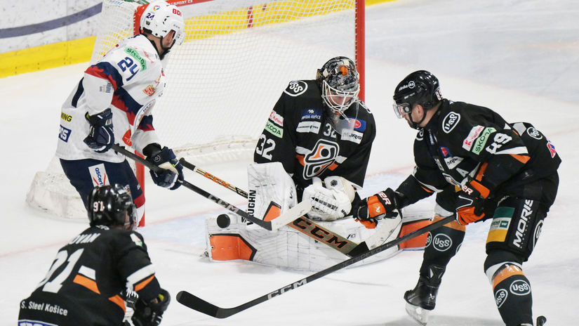 SR Košice hokej semifinále play off Tipos...