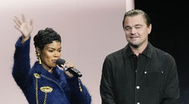 Herečka, speváčka a tanečnica Teyana Taylor v kreácii Schiaparelli a herec Leonardo DiCaprio.