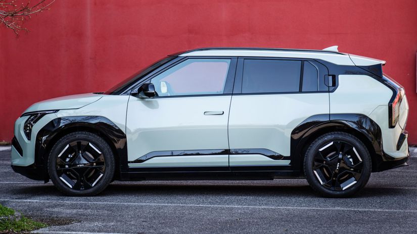 Kia EV3 má síce na dĺžku len 4,3 metra, ale...