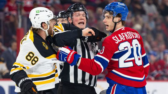 Slafkovský o československej potýčke s Pastrňákom: Po anglicky sme sa veru nerozprávali. Reagoval aj kapitán Montrealu