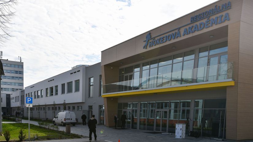 Regionálna hokejová akadémia, Trenčín