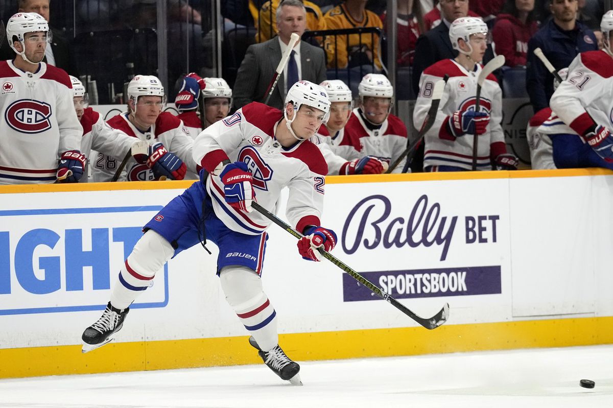 Juraj Slafkovský v drese Montrealu Canadiens.