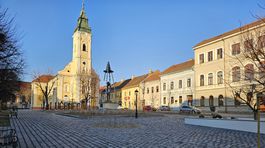 Rímskokatolícky kostol na Kubínyiho námestí v...