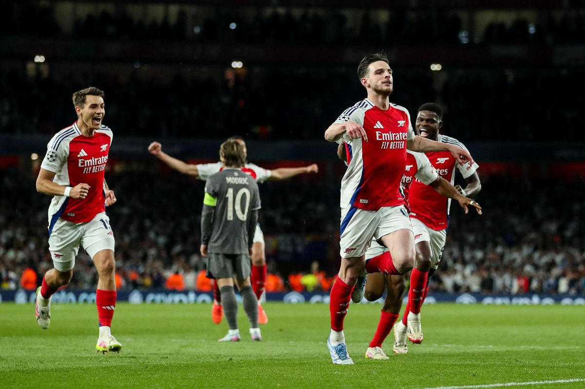 Declan Rice oslavuje jeden zo svojich gólov...
