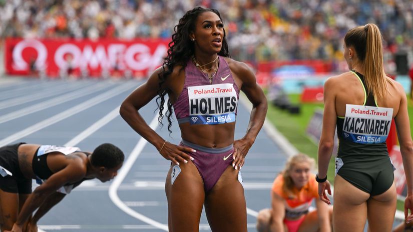 atlétky, Alexis Holmes