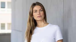 Herečka a modelka Adriana Novakov navštívila redakciu Pravdy. 