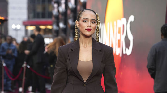 Herečka Nathalie Emmanuel.