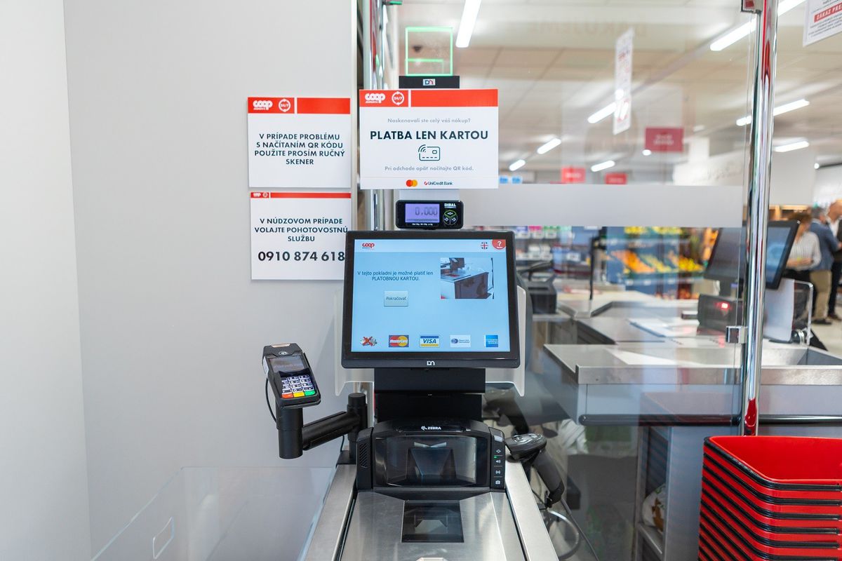COOP Jednota Šurany.
