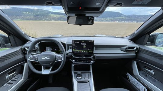 Dacia Bigster 1,8 Hybrid Journey - prvá jazda 2024