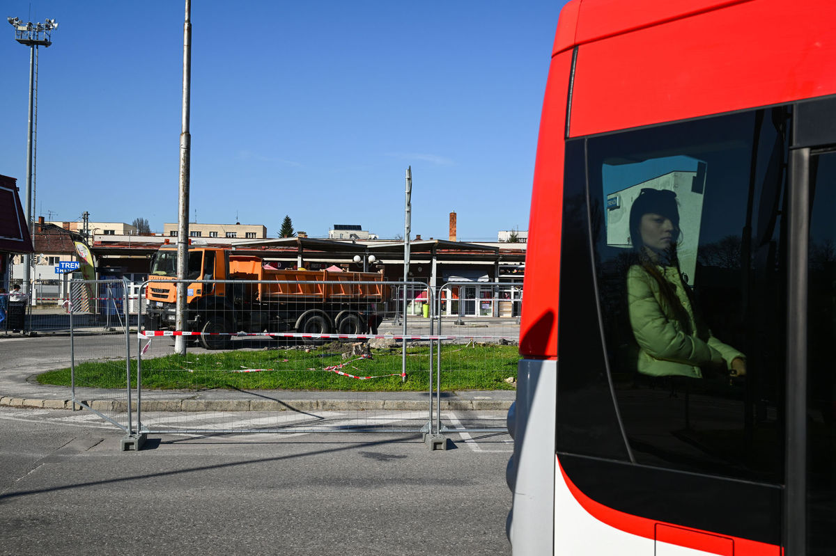SR Trenčín autobusová stanica rekonštrukcia TNX
