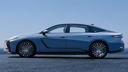 Lexus ES - 2025