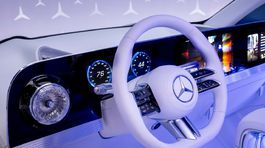Mercedes-Benz Vision V Concept - 2025