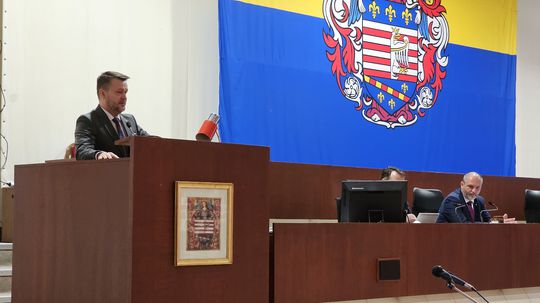 Samuel Migaľ počas vystúpenia na zasadnutí...