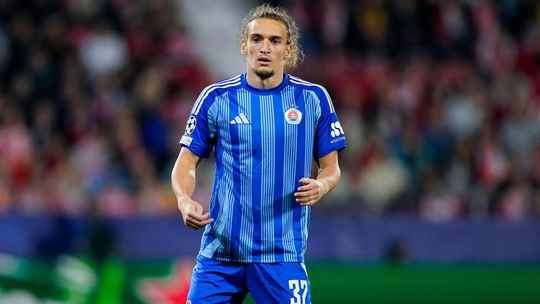 Weiss dal jasne najavo, že nefiguruje v jeho plánoch. Szöke opúšťa Slovan a vracia sa na Cyprus