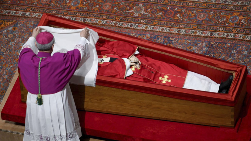 WA 53 Vatikán - Majster pápežských liturgických...