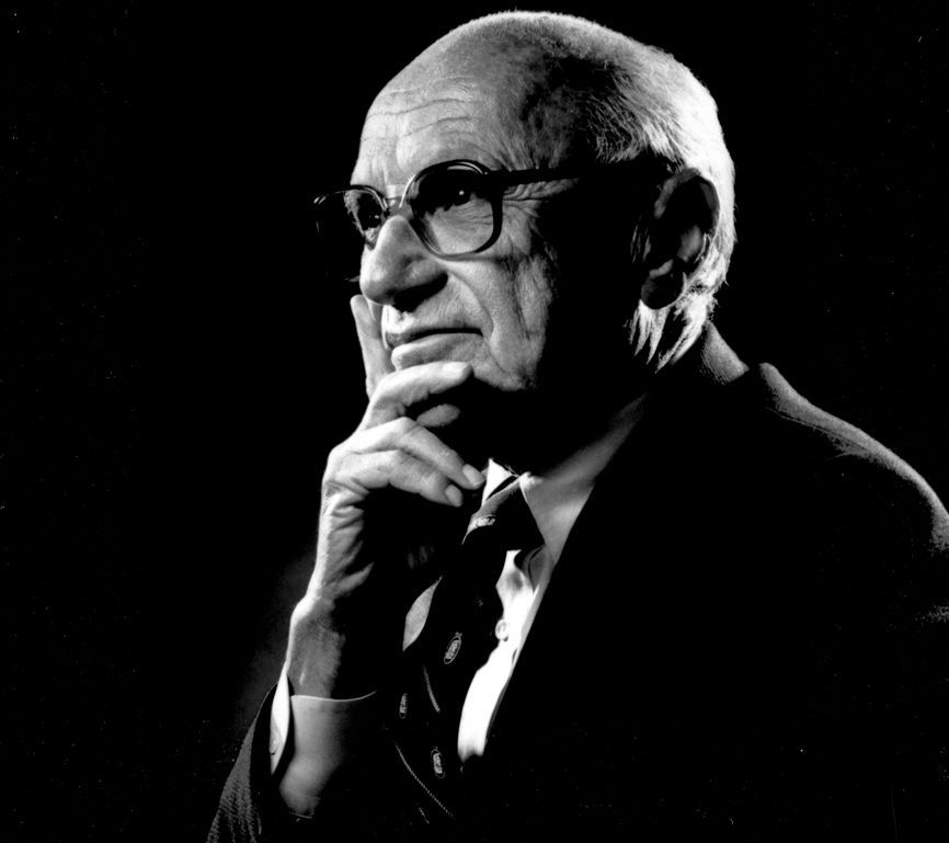 Americký ekonóm Milton Friedman (1912-2006):...